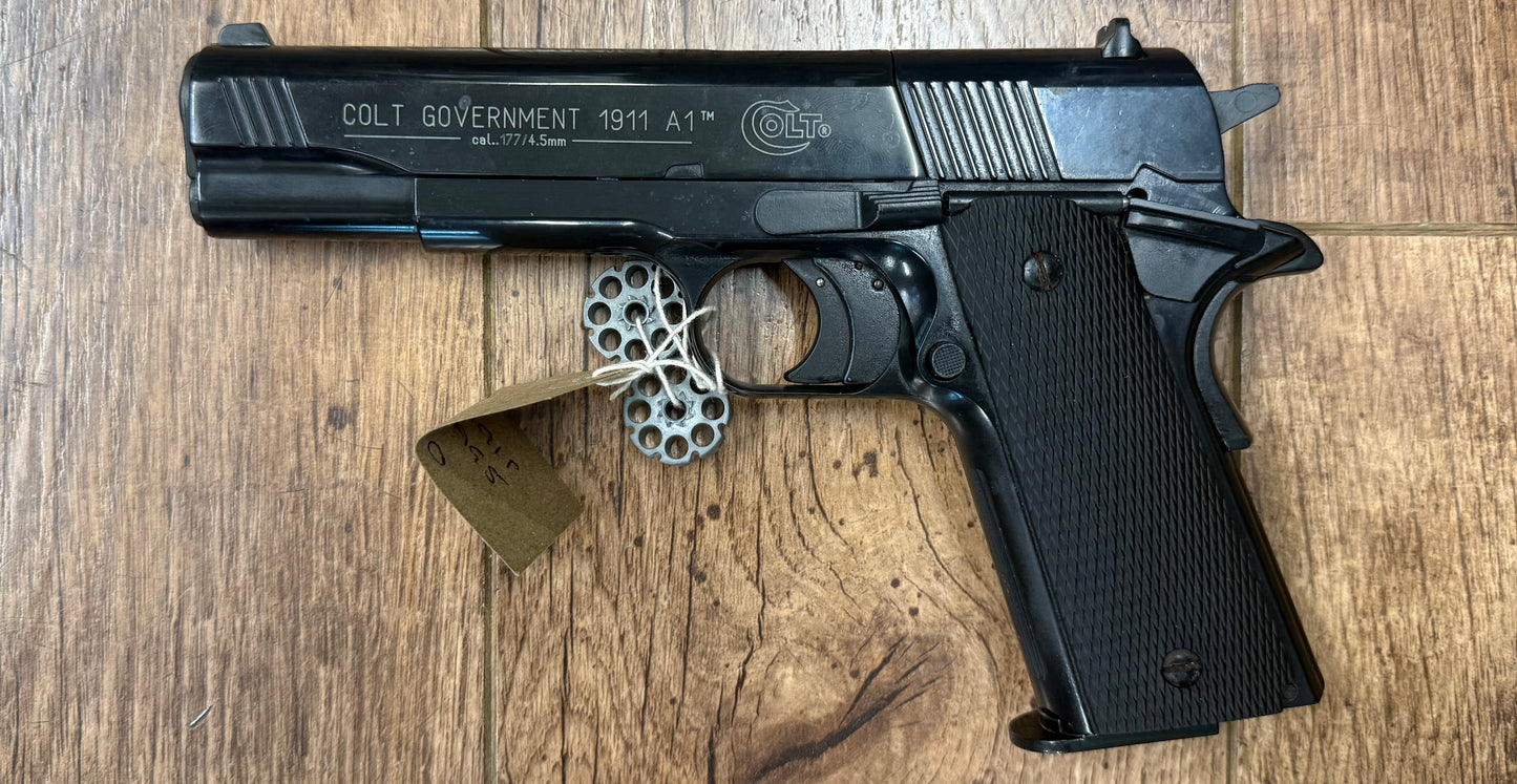 Second-hand Colt government 1911