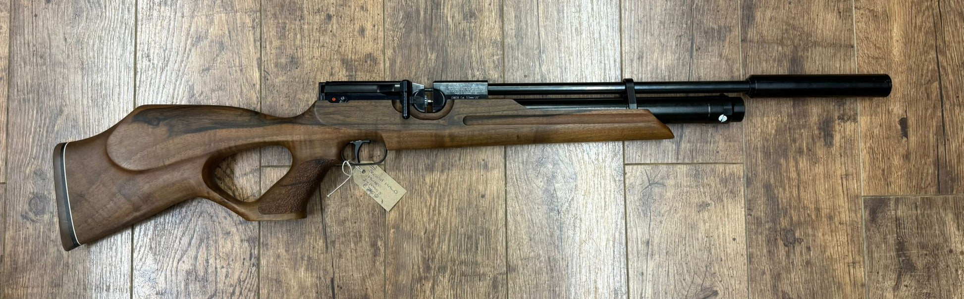 8660 – Item number 8660 second-hand .22 Weihrauch HW100 T